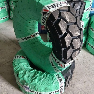 Lốp 12-16.5 Sk3 vinwin 16Pr